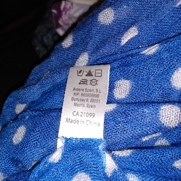 3/$15. Pock a dot scarf - Picture 3 of 3